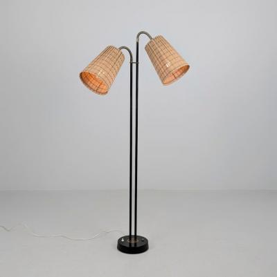  Itsu Mid Century Modern Floor Lamp in Black Brass Rattan Finland 1960s
