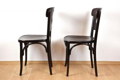  J J Kohn 20th Century Art Nouveau Bentwood Chairs by KOHN Set Of 2 Vienna ca 1910