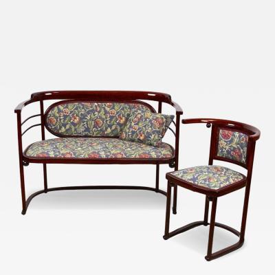  J J Kohn 20th Century Art Nouveau Fledermaus Bentwood Seating Set by Kohn AT ca 1907