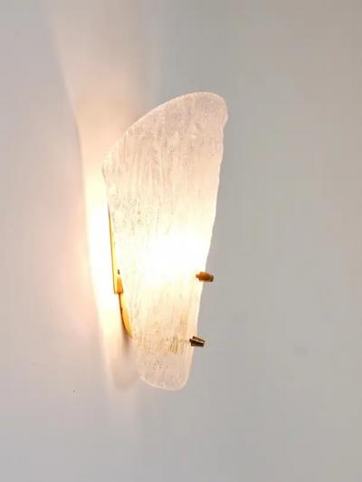  J T Kalmar Kalmar Lighting One Kalmar Midcentury Brass Textured Glass Scone Wall Light Austria 1950s