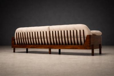  JD M veis e Decora es Four Seat Sofa in Brazilian Rosewood with Sculpted Back JD Moveis 1960s
