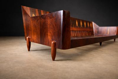  JD M veis e Decora es JD M veis Brazilian Rosewood Four Seat Sofa in Warm Oatmeal Boucl 1960s