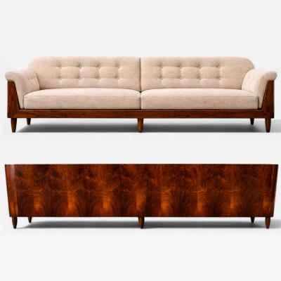  JD M veis e Decora es JD M veis Brazilian Rosewood Four Seat Sofa in Warm Oatmeal Boucl 1960s