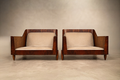  JD M veis e Decora es Pair of Brazilian Modern Armchairs in Rosewood Velvet JD M veis