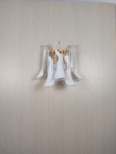  JL Light Style Murano glass wall sconce with white feathers glasses