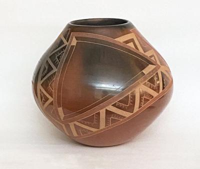  Jody Folwell Santa Clara sgraffito jar by Jody Folwell