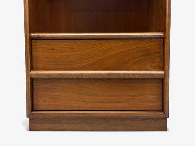  John Widdicomb Co Widdicomb Furniture Co T H Robsjohn Gibbings American Modern Walnut Open Nightstands USA 1960s