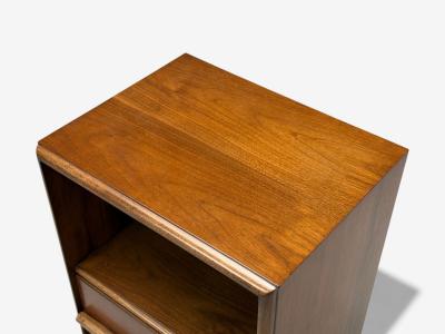  John Widdicomb Co Widdicomb Furniture Co T H Robsjohn Gibbings American Modern Walnut Open Nightstands USA 1960s