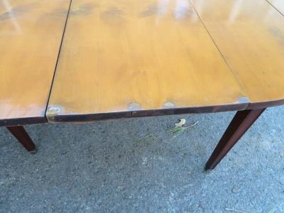  John Widdicomb Co Widdicomb Furniture Co Wonderful Widdicomb Petite Drop Leaf Dining Table 4 Leaves Mid Century Modern