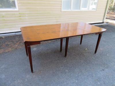  John Widdicomb Co Widdicomb Furniture Co Wonderful Widdicomb Petite Drop Leaf Dining Table 4 Leaves Mid Century Modern