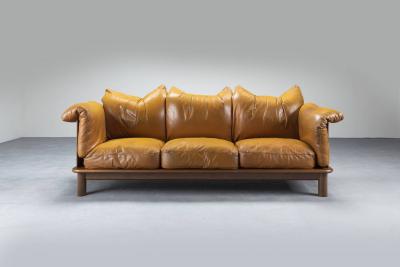 Jonathan De Pas Donato D Urbino Paolo Lomazzi Sofa PITTI 