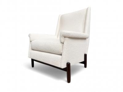  Jorge Jabour Club Chair in Hardwood Boucle Jorge Jabour 1960s Lot 233A