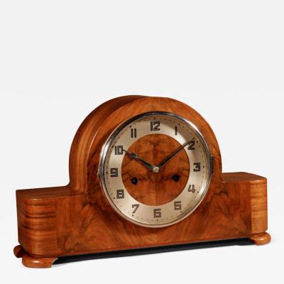  Junghans Uhren GmbH Stylish Art deco Walnut Mantel Clock Circa 1940