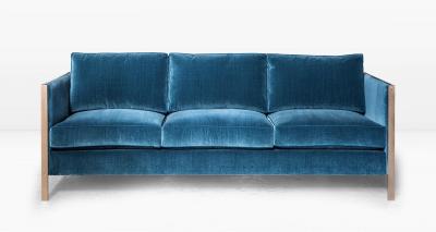  KGBL ARMSTRONG SOFA