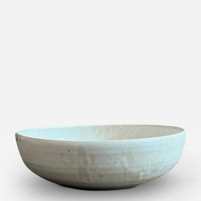 https://cdn.incollect.com/sites/default/files/medium/-KH-WURTZ-MK7-LARGE-FLAT-BOWL-SET-OF-4-632601-3034403.jpg