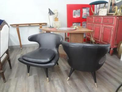  Karpen of California Pair of Italian Modern Curved Back Chairs Upholstered in Black Leather