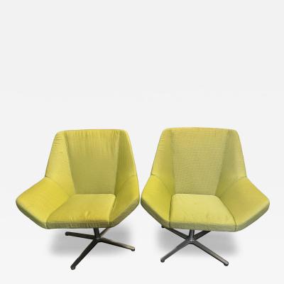  Keilhauer Pair of Lime Green Keilhauer Swivel Lounge Chairs