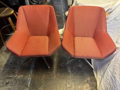  Keilhauer Pair of maroon Keilhauer Swivel Lounge Chairs