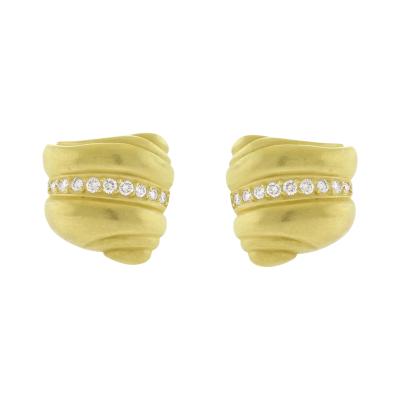  Kieselstein Cord Kieselstein Cord Ridged Shell Gold Diamond Earrings