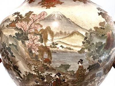  Kinkozan Exceptional Large Japanese Ceramic Moon Vase by Kinkozan Meiji Period