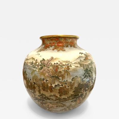  Kinkozan Exceptional Large Japanese Ceramic Moon Vase by Kinkozan Meiji Period