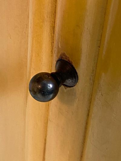  Kittinger Furniture Co ART DECO VANITY AND MIRROR BY KITTINGER