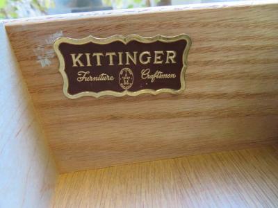  Kittinger Furniture Co Lovely Pair of Kittinger Modern Side Table or Nightstands
