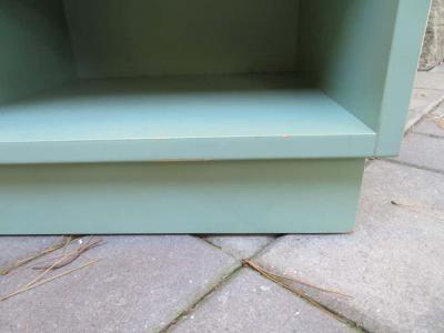  Kittinger Furniture Co Lovely Pair of Kittinger Modern Side Table or Nightstands