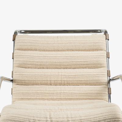  Knoll Custom Knoll MR Lounge Chairs in Ivory Wool by Mies van der Rohe for Knoll Pair