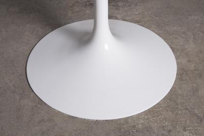  Knoll Eero Saarinen Round Knoll Tulip Dining Table in Book Matched Brazilian Rosewood