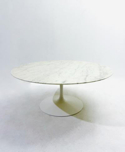  Knoll International Marble Tulip Coffee Table by Eero Saarinen for Knoll International