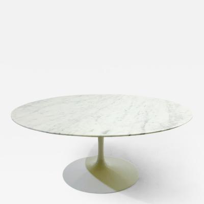  Knoll International Marble Tulip Coffee Table by Eero Saarinen for Knoll International