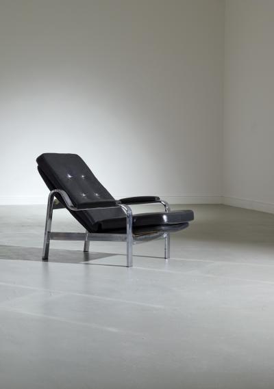 Knoll International Reclining Armchair in Metal and Leather