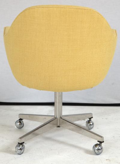  Knoll Knoll Desk Chair in Yellow Microfiber