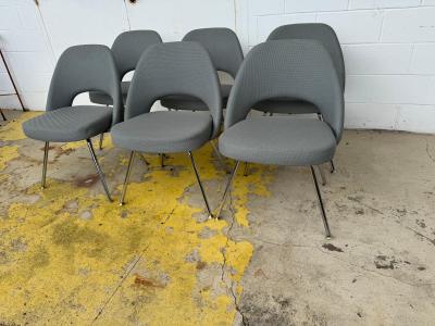  Knoll Knoll Eero Saarinen 72CC Executive Side Chairs per item 