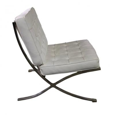  Knoll Knoll Mies Van Der Rohe Iconic Barcelona Lounge Chair and Ottoman