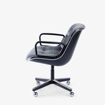  Knoll Knoll Pollock Executive Desk Office Chair in Gunmetal Gray Mohair