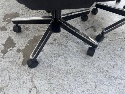  Knoll Knoll Saarinen Chairs