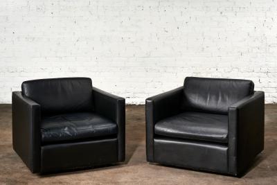  Knoll Pair Knoll Pfister Black Leather Lounge Chairs 1980