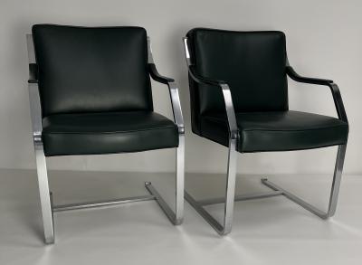  Knoll Pair of Vintage Arm Chairs by Knoll