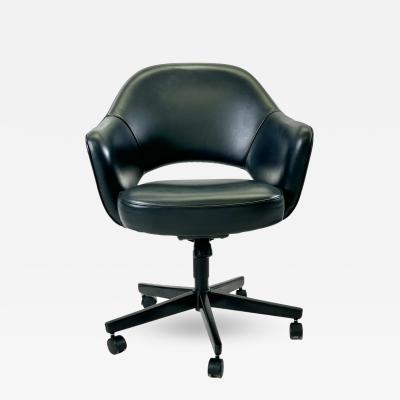  Knoll Saarinen Executive Armchair in Obsidian Black Leather Black Swivel Base 