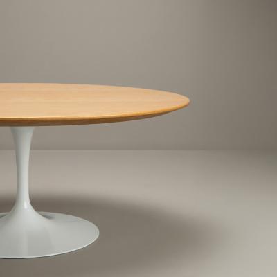  Knoll Saarinen Round Tulip Pedestal Coffee Table in Light Oak