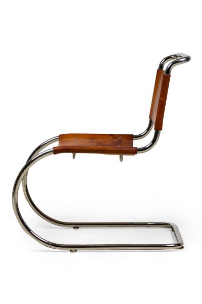  Knoll Set of 5 American Mid Century Mies Van Der Rohe Leather and Steel Chairs