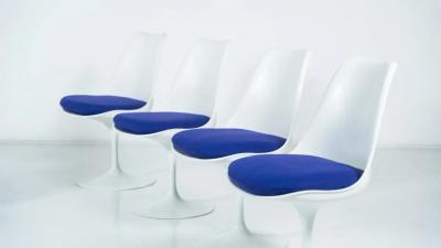  Knoll Tulip Chairs and Armchairs by Eero Saarinen Knoll Studio New Upholstery