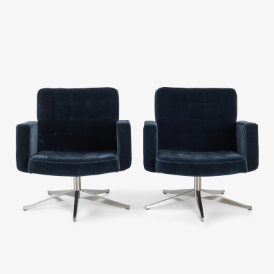  Knoll Vincent Cafiero for Knoll Lounge Chairs in Midnight Mohair and Aluminum Pair
