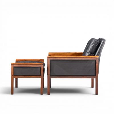  Knut Saeter Knut Saeter Vatne M bler Norwegian Rosewood Leather Chair Pair with Ottoman