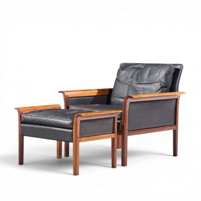  Knut Saeter Knut Saeter Vatne M bler Norwegian Rosewood Leather Chair Pair with Ottoman