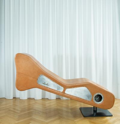Kohlmaier Manufaktur Sculpture a 360 degree swivel upright horizontal vertical bench