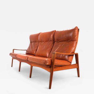  Komfort of Denmark Komfort three seater leather sofa by Arne Wahl Iversen 1960
