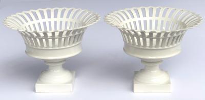  Konigliche Porzellan Manufaktur KPM Good Pair of German KPM White glazed Pierced Lattice Porcelain Compotes